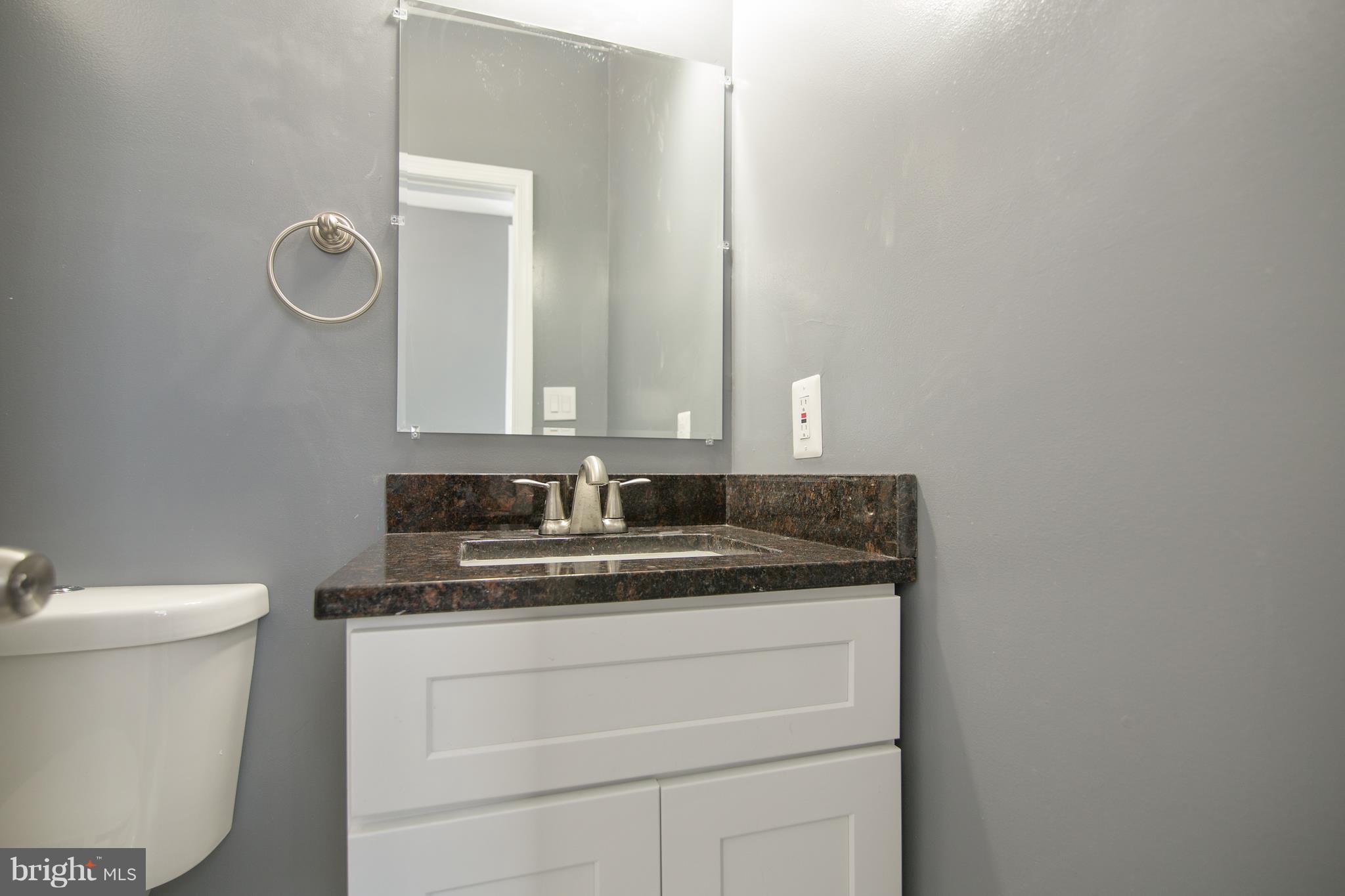 3207 Vickers Road Baltimore, MD 21216 - Photo 21 of 27 Bath