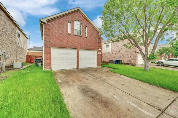 $2,600 | 1970 Garrison Way, Garland, TX 75040