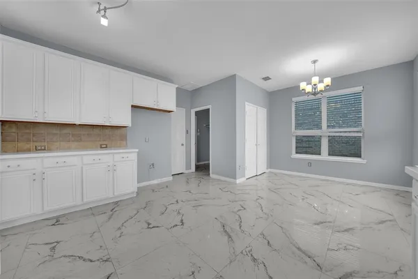 $2,600 | 1970 Garrison Way, Garland, TX 75040