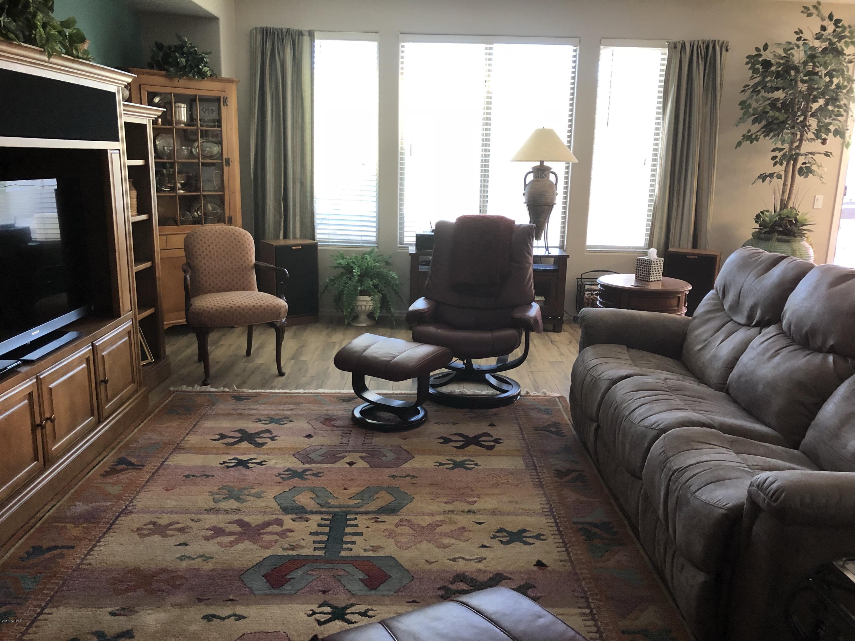 1821 East Beverly Road Phoenix, AZ 85042 - Photo 3 of 16 Living and Great Room