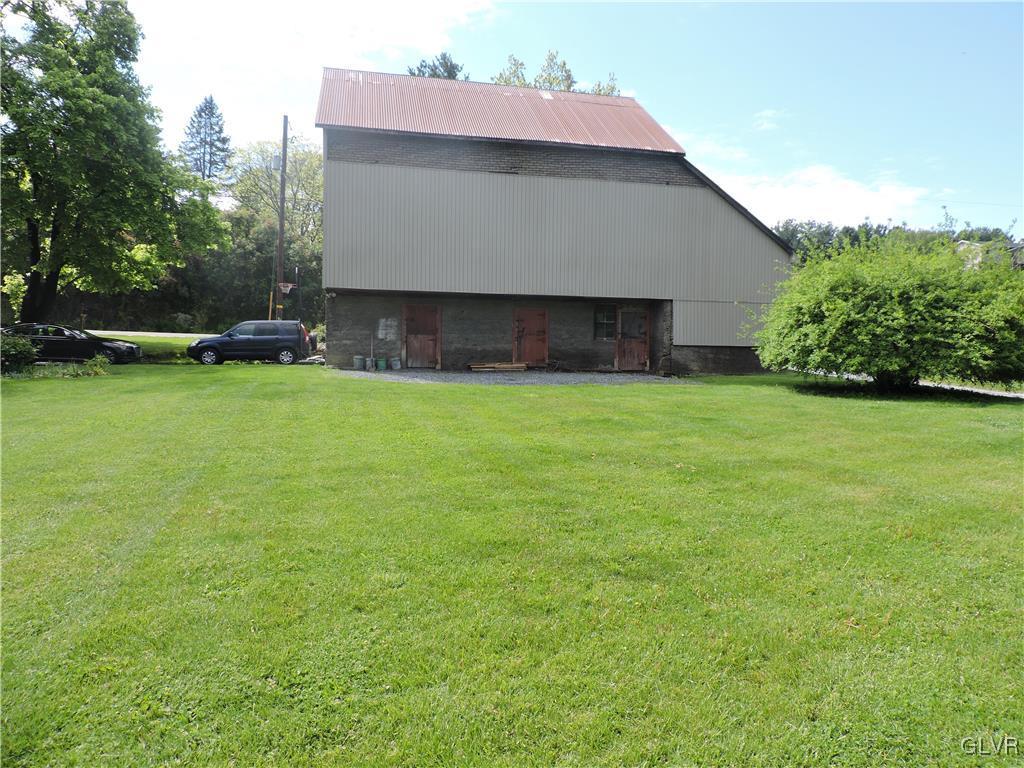 2251 Neffs Laurys Road Slatington, PA 18080 - Photo 7 of 34 Gallery Image 7