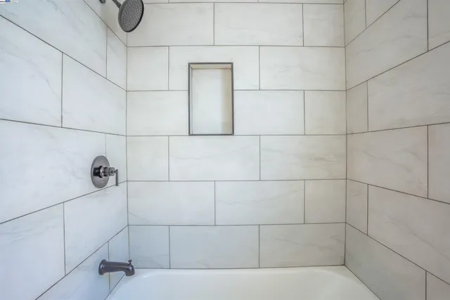 $1,199,000 | 3086 Capp Street, Oakland, CA 94602