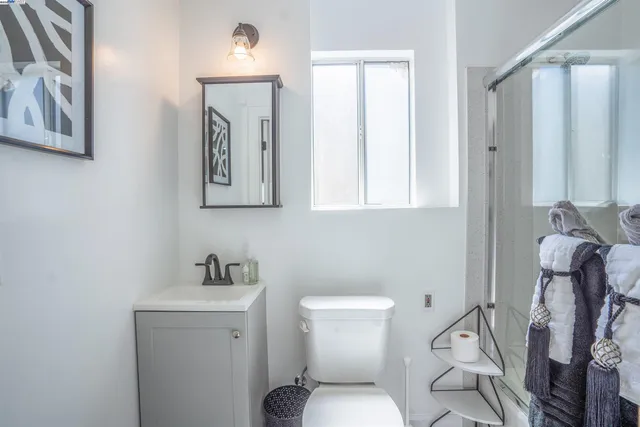 $1,199,000 | 3086 Capp Street, Oakland, CA 94602