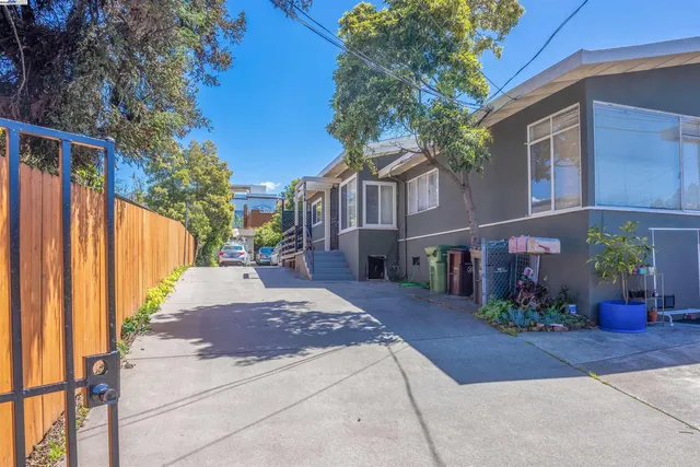 $1,199,000 | 3086 Capp Street, Oakland, CA 94602
