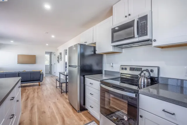 $1,199,000 | 3086 Capp Street, Oakland, CA 94602