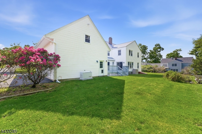 3 Elm Street Chester, NJ 07930 - Photo 28 of 40