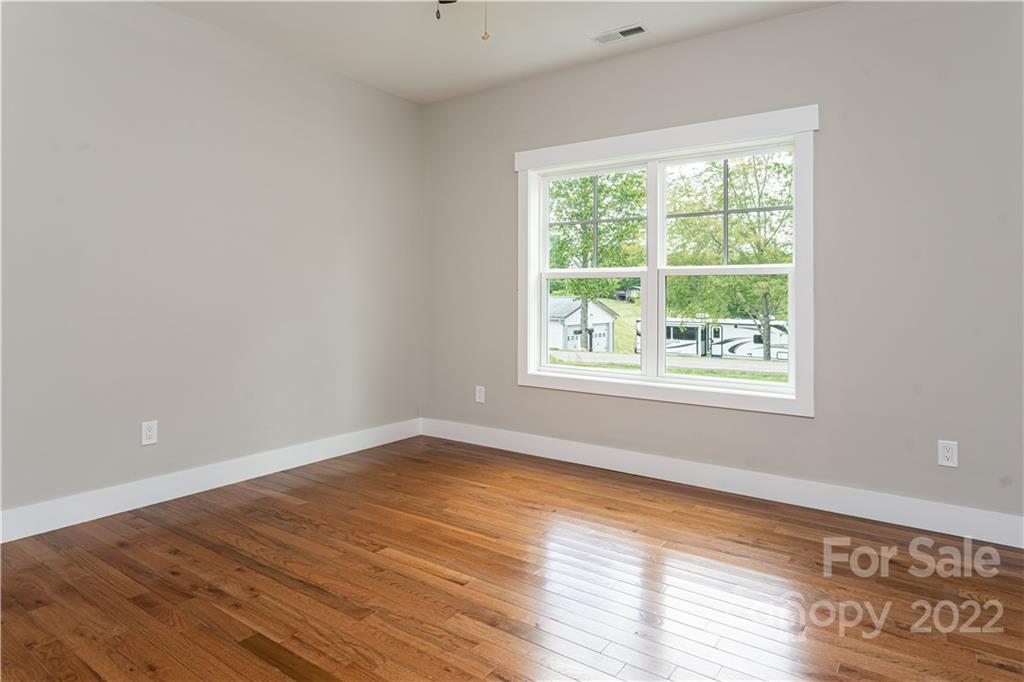 11 Moss Road Weaverville, NC 28787 - Photo 33 of 39 Gallery Image 33