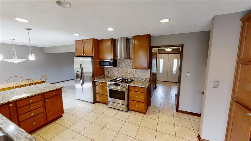 6185 Rucker Road Indianapolis, IN 46220 - Photo 9 of 53