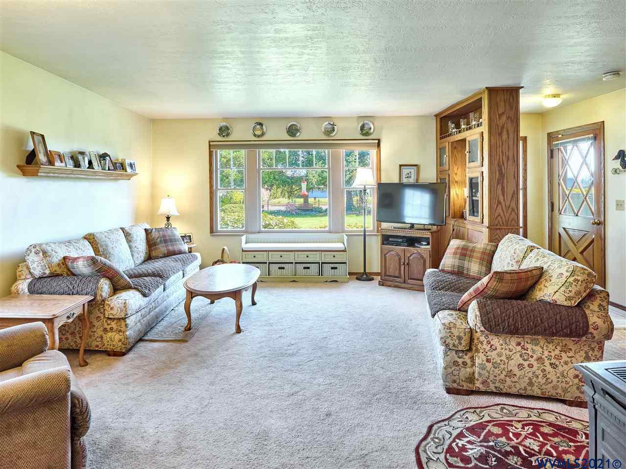 22350 Hopewell Road Northwest Salem, OR 97304 - Photo 2 of 42 Gallery Image 2