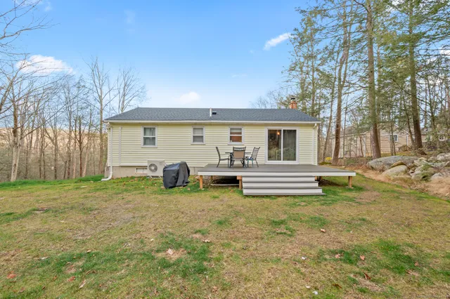 $329,000 | 107 Peck Road, Winchester, CT 06098