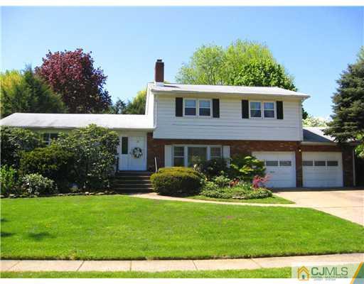 286 Dallas Road North Brunswick, NJ 08902 - Photo 1 of 10 Gallery Image 1