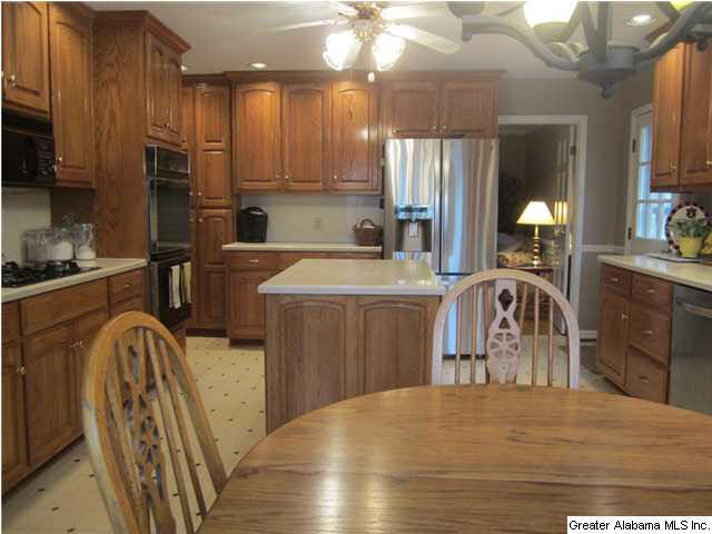 3849 Valley Head Road Birmingham, AL 35223 - Photo 9 of 26