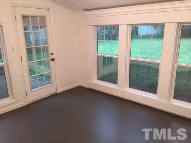 508 East Millbrook Road Raleigh, NC 27609 - Photo 3 of 19
