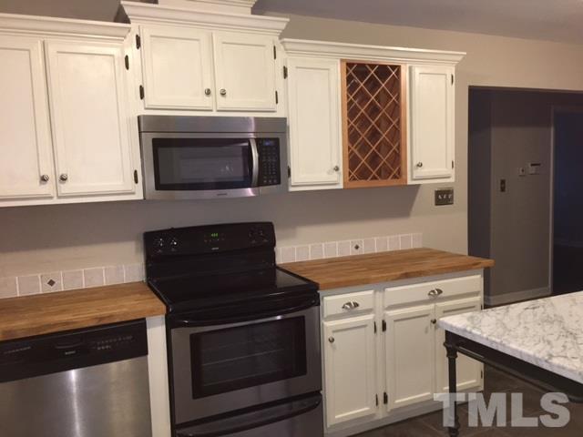 508 East Millbrook Road Raleigh, NC 27609 - Photo 5 of 19
