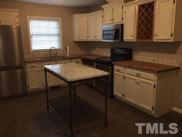 508 East Millbrook Road Raleigh, NC 27609 - Photo 7 of 19