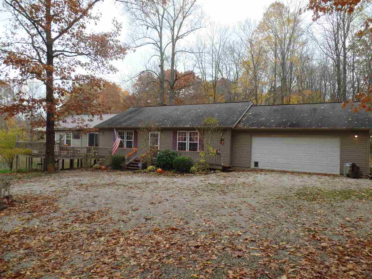 10122 East Dobson Road Bloomfield, IN 47424 - Photo 12 of 24