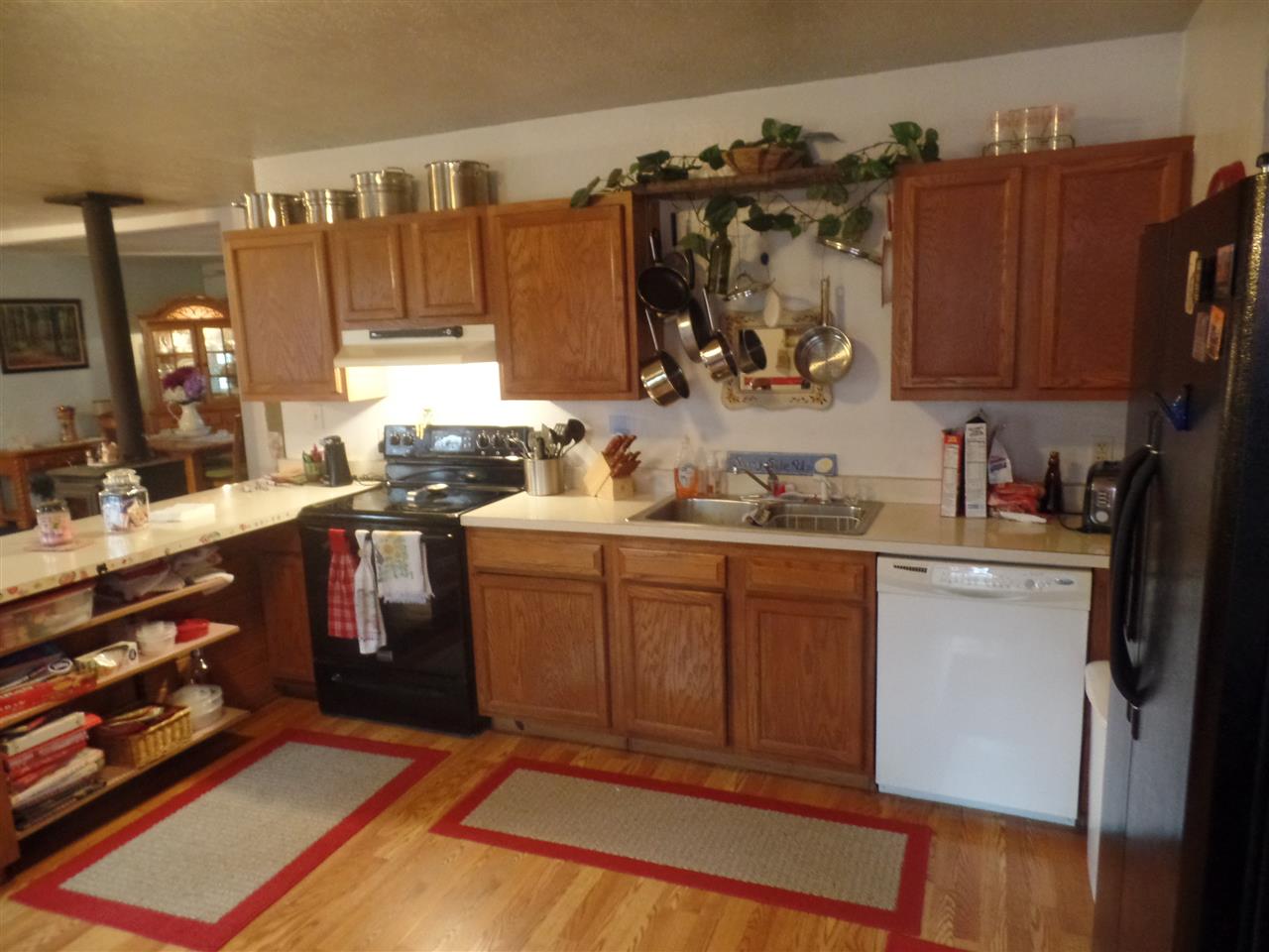 10122 East Dobson Road Bloomfield, IN 47424 - Photo 5 of 24