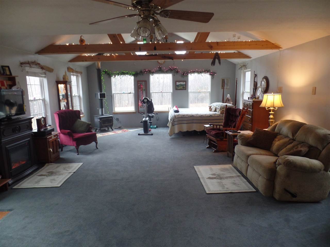 10122 East Dobson Road Bloomfield, IN 47424 - Photo 6 of 24