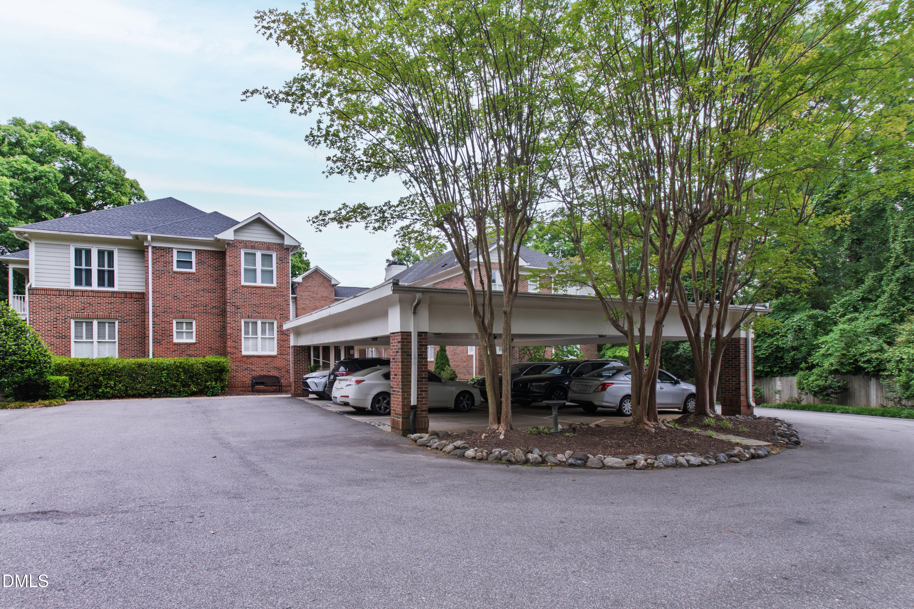 100 Edenburgh Road, Unit 201 Raleigh, NC 27608 - Photo 60 of 62 Edenburgh (60)