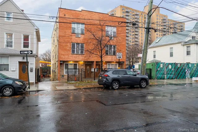 a car parked in front of a building