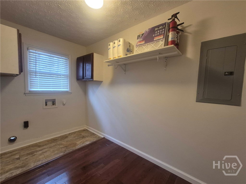 3807 Smithonia Road Comer, GA 30629 - Photo 18 of 39 Laundry Room???????????????????????????????????????? 1