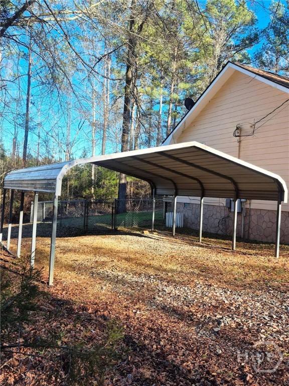 3807 Smithonia Road Comer, GA 30629 - Photo 5 of 39 Parking - Carport