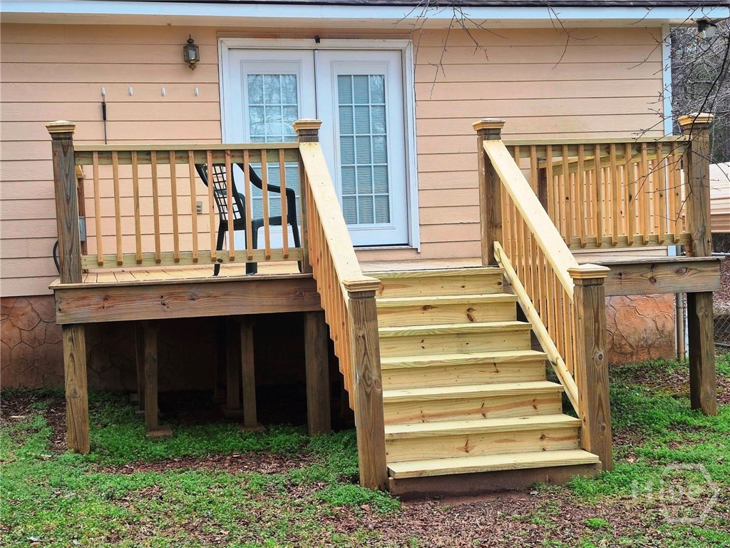 3807 Smithonia Road Comer, GA 30629 - Photo 9 of 39 Deck