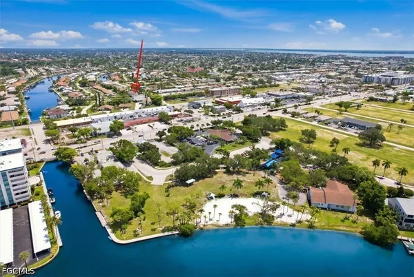 $175,000 | 4704 Southeast 6th Avenue, Unit C, Cape Coral, FL 33904