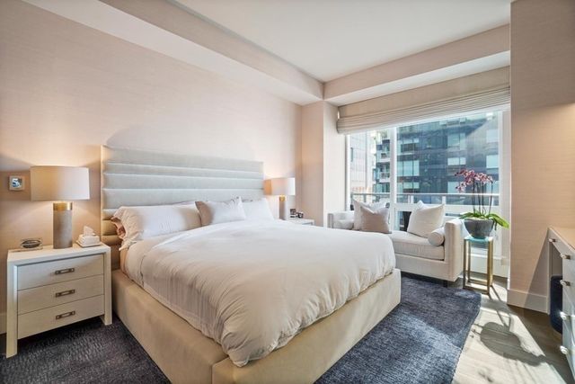 $3,175,000 | 50 Liberty Drive, Unit 7L, Boston, MA 02210