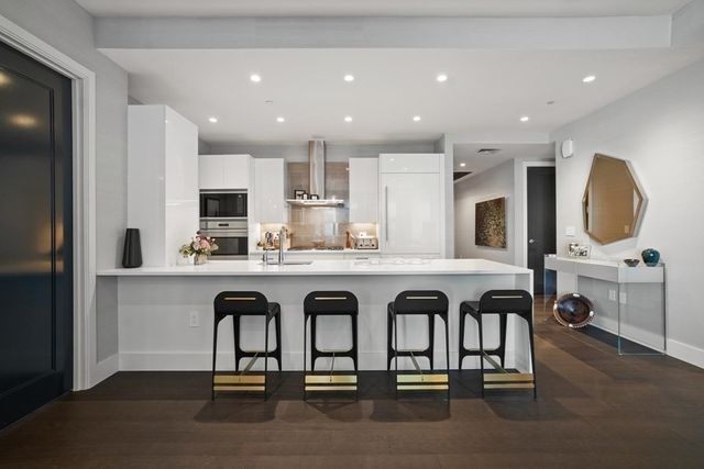 $3,175,000 | 50 Liberty Drive, Unit 7L, Boston, MA 02210