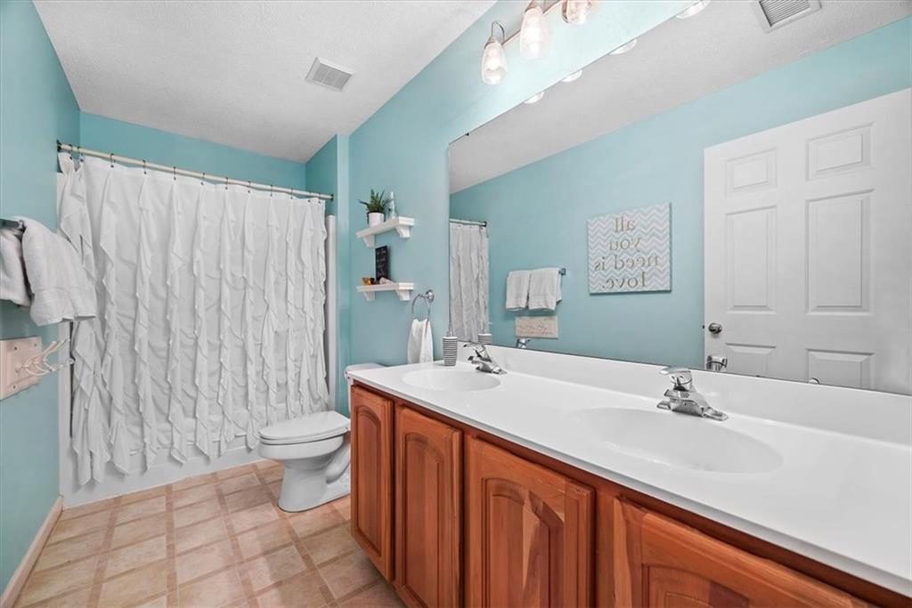 354 Allison Road Gibsonia, PA 15044 - Photo 17 of 25 Gallery Image 17
