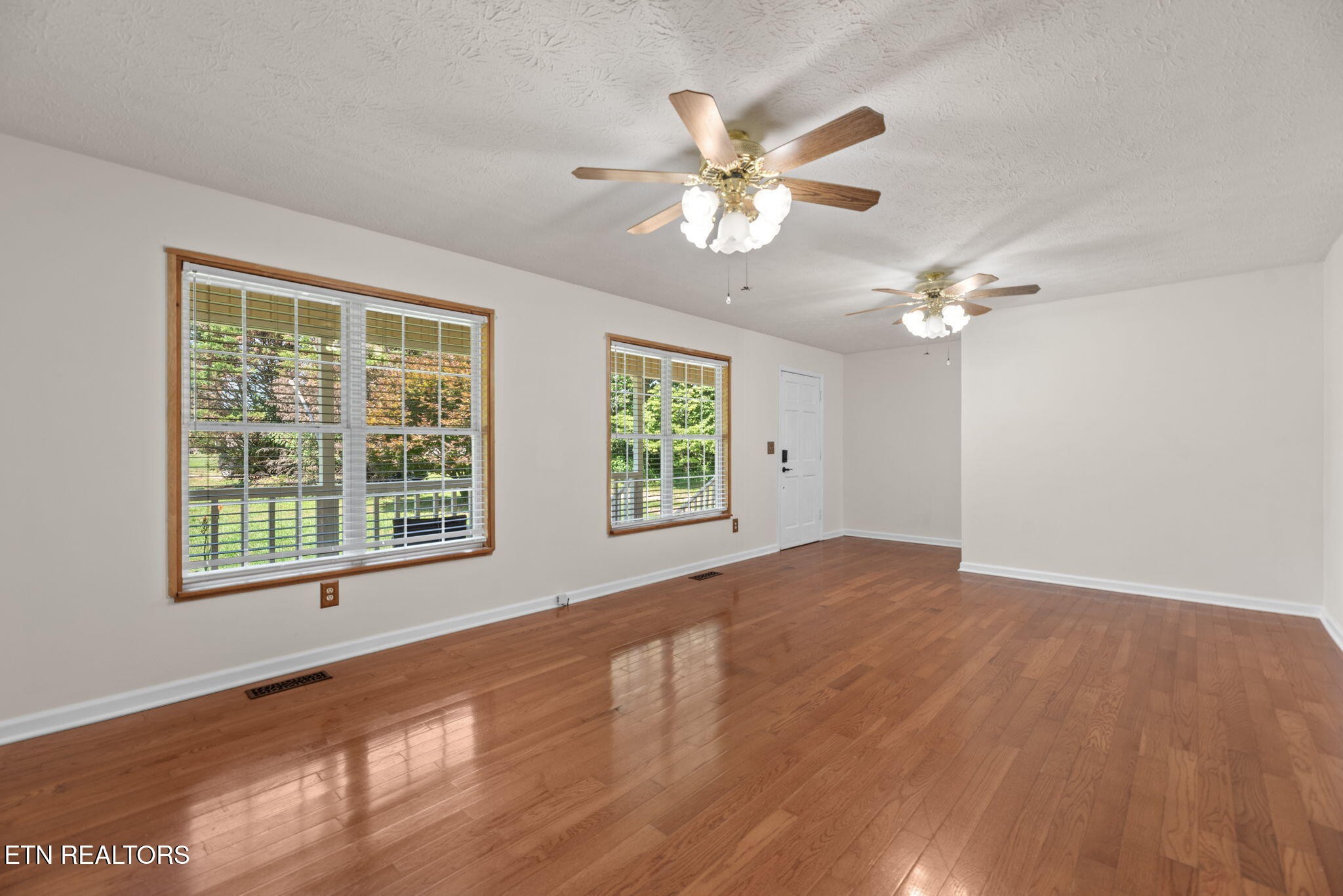 295 Barber Road Corryton, TN 37721 - Photo 8 of 43 Gallery Image 8