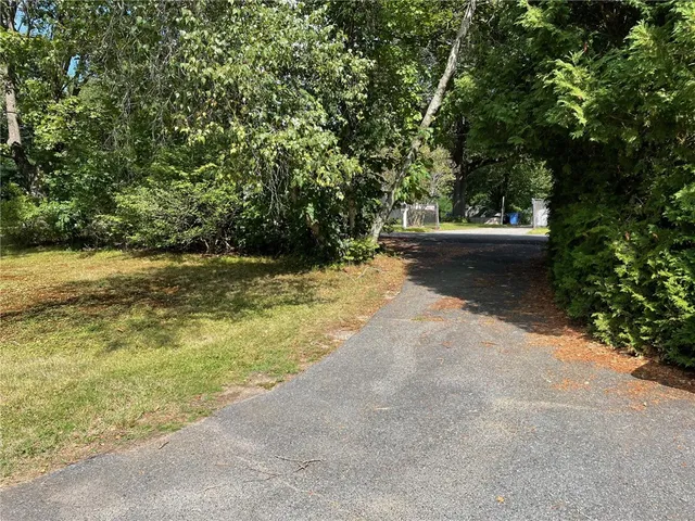 $285,000 | 163 Woodside Avenue, Cumberland, RI 02864