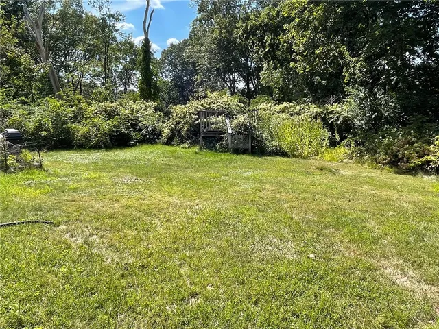 $285,000 | 163 Woodside Avenue, Cumberland, RI 02864