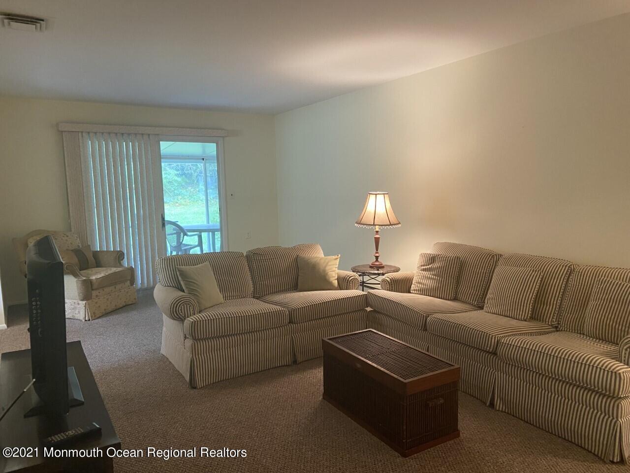 3 Robinson Road Brick, NJ 08724 - Photo 4 of 17 3 Robinson LR