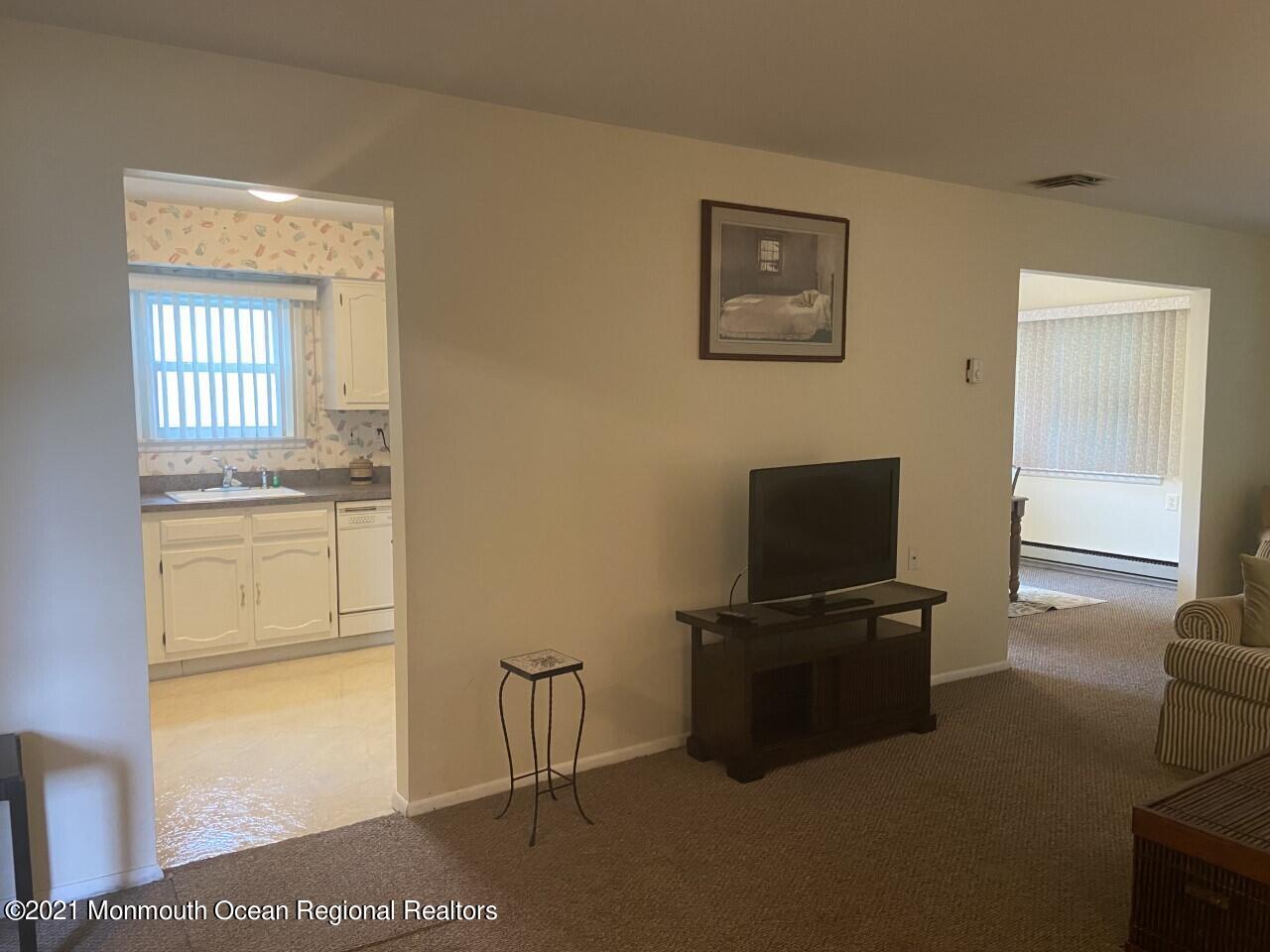 3 Robinson Road Brick, NJ 08724 - Photo 6 of 17 3 Robinsonn