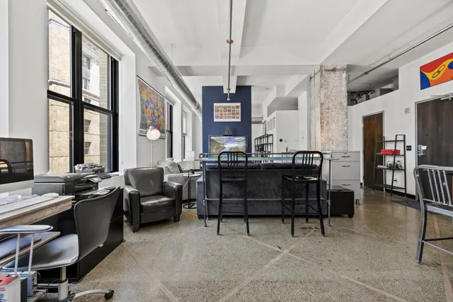 $194,500 | 350 St Peter Street, Unit 707, St. Paul, MN 55102