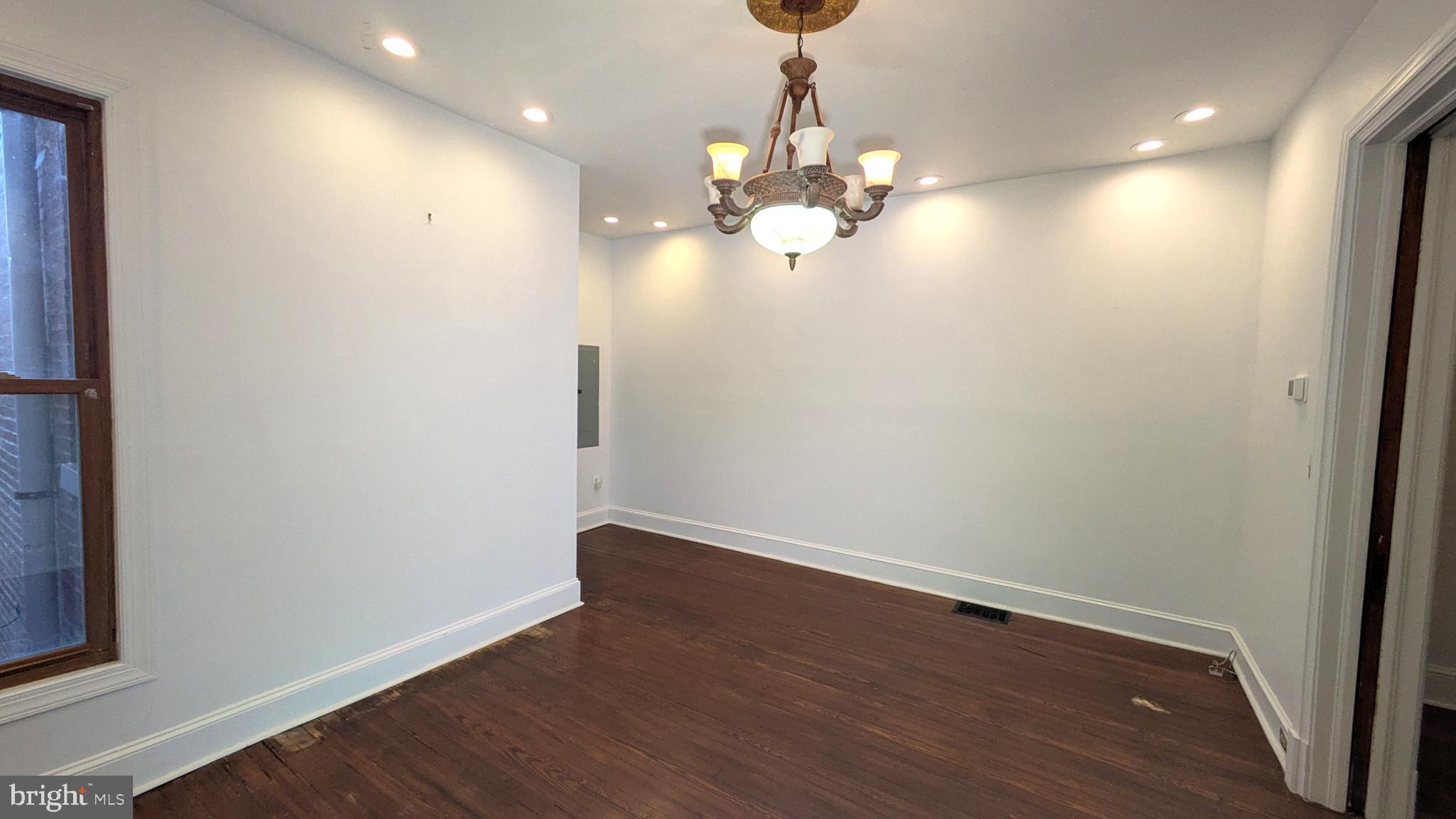 118 Bryant Street Northwest Washington, DC 20001 - Photo 9 of 49 Bright and airy dining room.