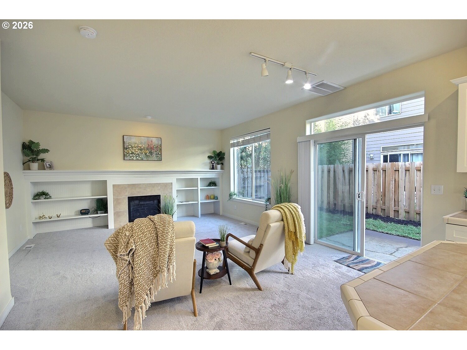 20797 Northwest Longbow Lane Beaverton, OR 97006 - Photo 6 of 23 Living Room