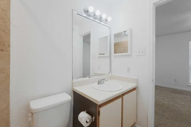 $870 | 2430 Cromwell Circle, Unit 1501, Austin, TX 78741