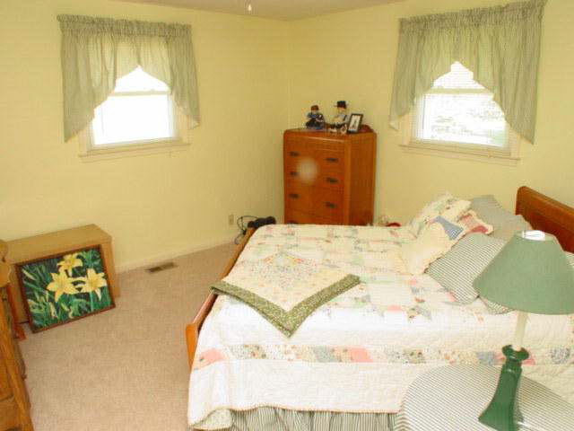 731 South Messick Road New Castle, IN 47362 - Photo 3 of 11 Gallery Image 3