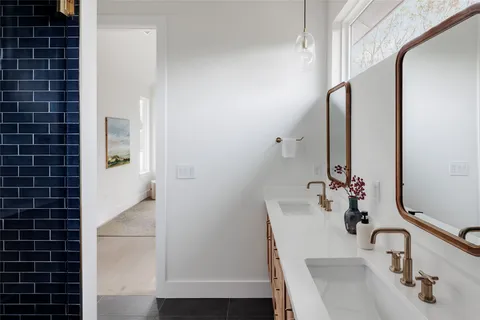 $975,000 | 1180 Ridgeway Drive, Unit 2, Austin, TX 78702