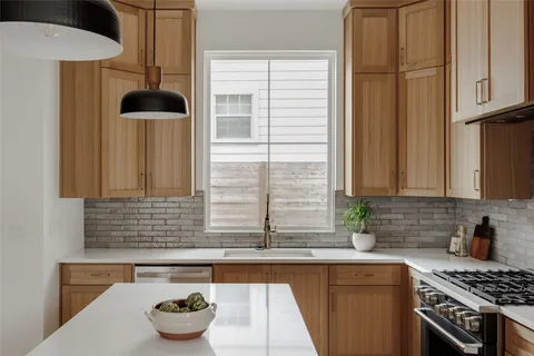 $975,000 | 1180 Ridgeway Drive, Unit 2, Austin, TX 78702