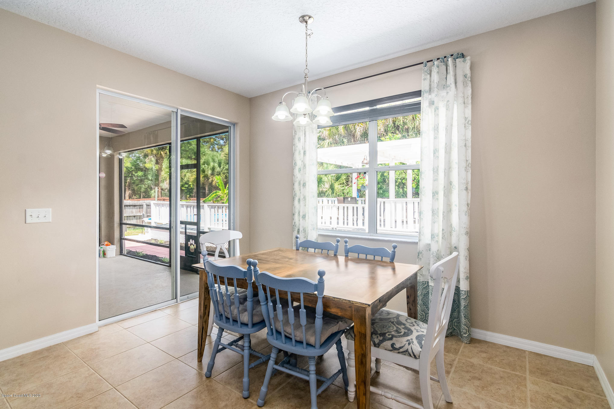 1333 Gibbs Road Southwest Palm Bay, FL 32908 - Photo 19 of 29 Dinnette/Breakfast nook