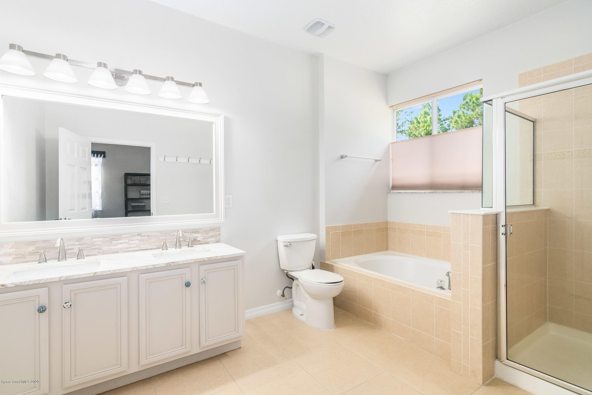1333 Gibbs Road Southwest Palm Bay, FL 32908 - Photo 23 of 29 Maser bathroom