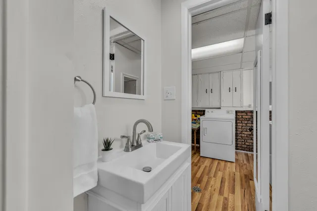 $200,000 | 457 Donnalee Drive, Monroe, MI 48162