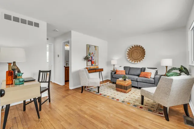 $200,000 | 457 Donnalee Drive, Monroe, MI 48162