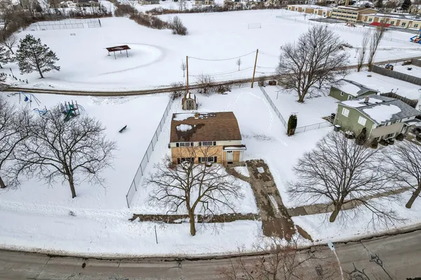 $212,000 | 457 Donnalee Drive, Monroe, MI 48162