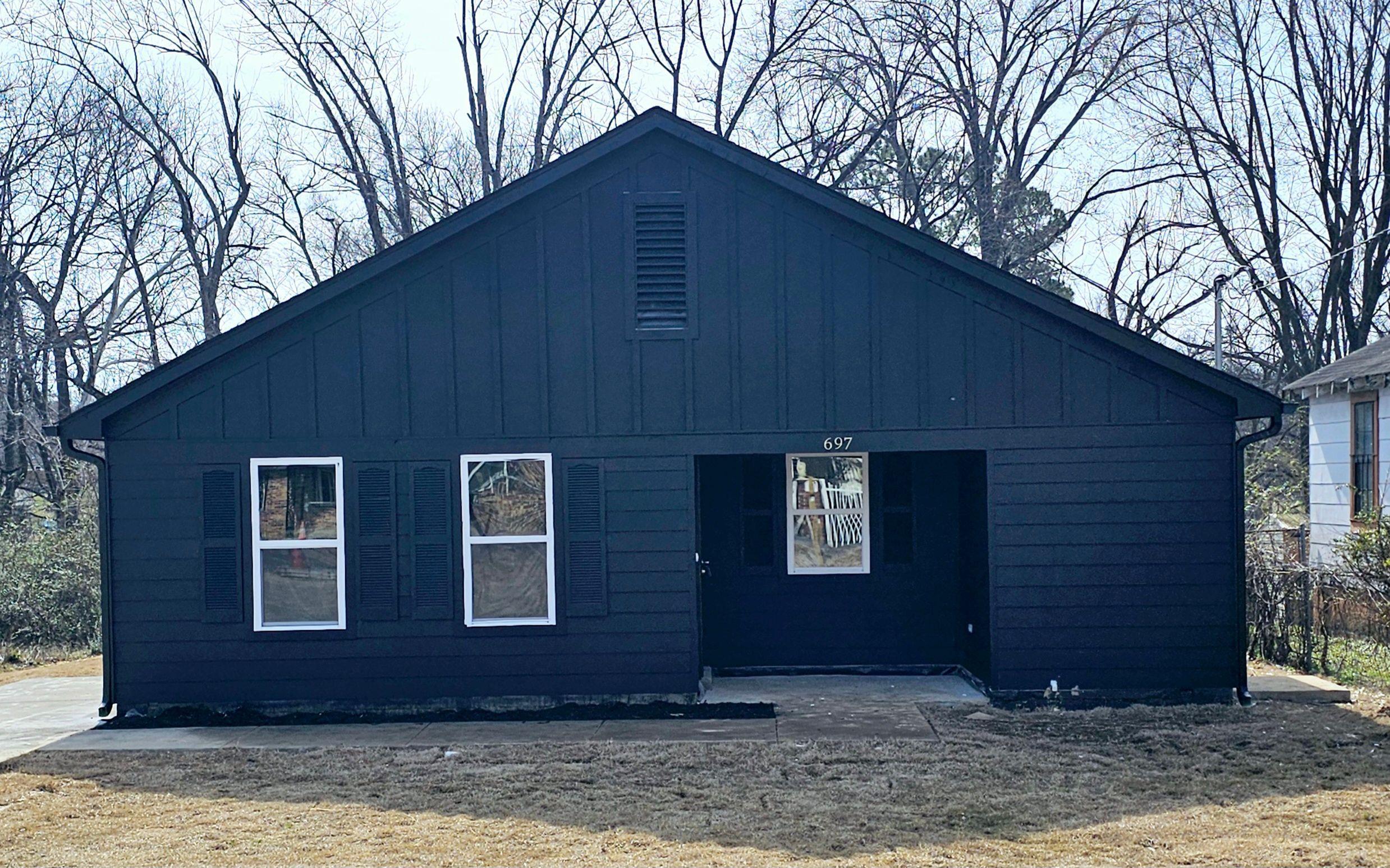 697 Granada Road Memphis, TN 38109 - Photo 1 of 7 a front view of a house