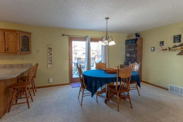 $288,500 | 1002 9th Avenue Southeast, Barnesville, MN 56514